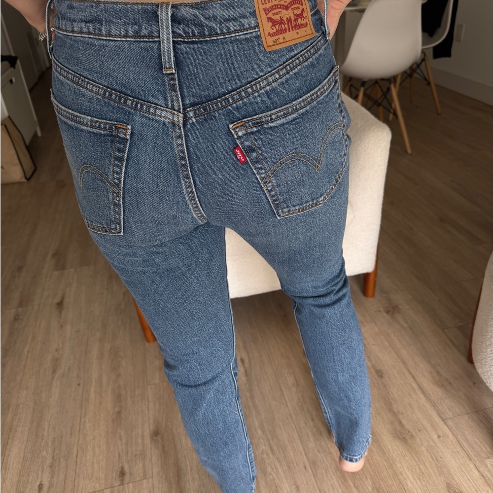 Levi's 501 Blue High Rise Jeans with Tapered Leg - Picture 3 of 5